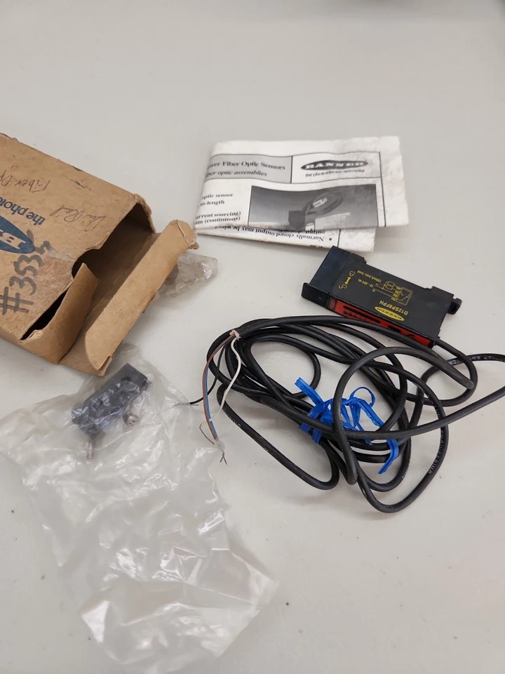 Banner D12SP6FPH 34972. NOS item in factory packaging. - Image 2 of 2