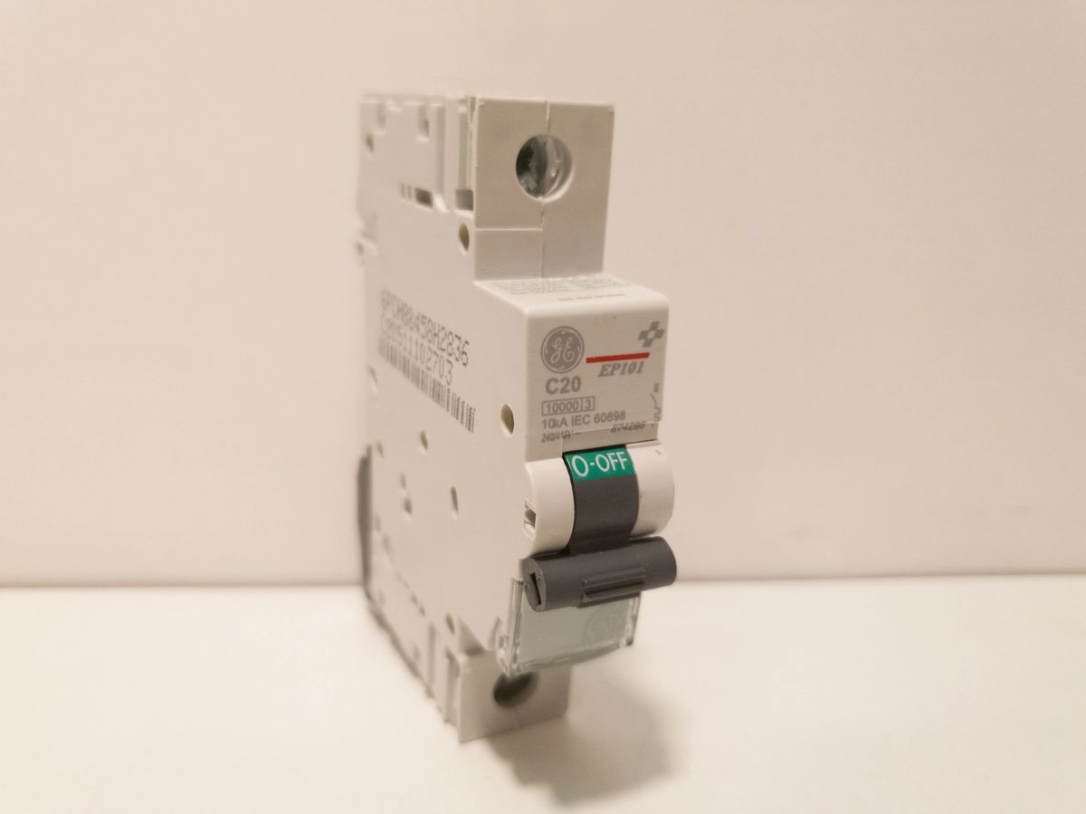 GE Modular Plus EP101C20 20A sp type C mcb 674286 10KA NEW, EP61C20 - 672046 6KA