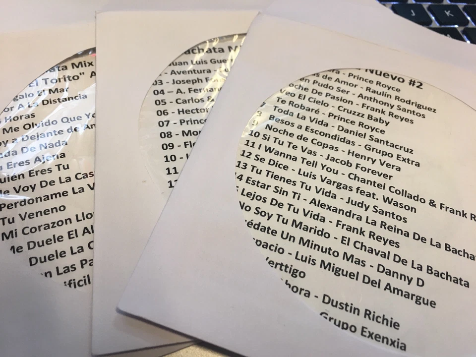 3 CDS Bachata mix Foto 4 de 4