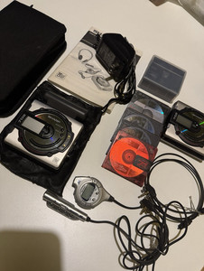 Sharp MD-702 MK Portable MiniDisc Recorder Bundle, Remote Control, Silver/Black