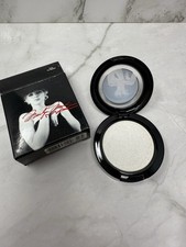 MAC Marilyn Monroe Eye Shadow HOW TO MARRY