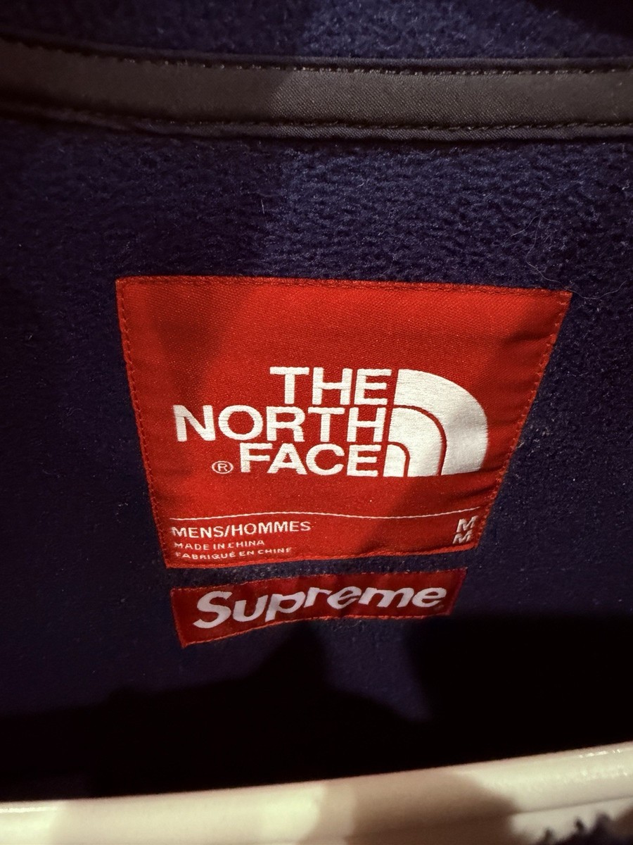 Supreme x The North Face Bleached Denim Print Fleece Jacket Indigo