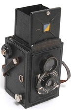 Vintage Voigtlander Brilliant 6x6 TLR camera w, Anastigmat Voigtar 7.7/75mm NOTT