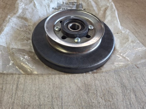 OEM MTD Troy Bilt Adapter Spindle W Pulley OEM Part# 1918246 - Picture 6 of 9