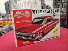 VINTAGE 1996 LINDBERG 1/25 Scale Model Kit '61 IMPALA SS 409