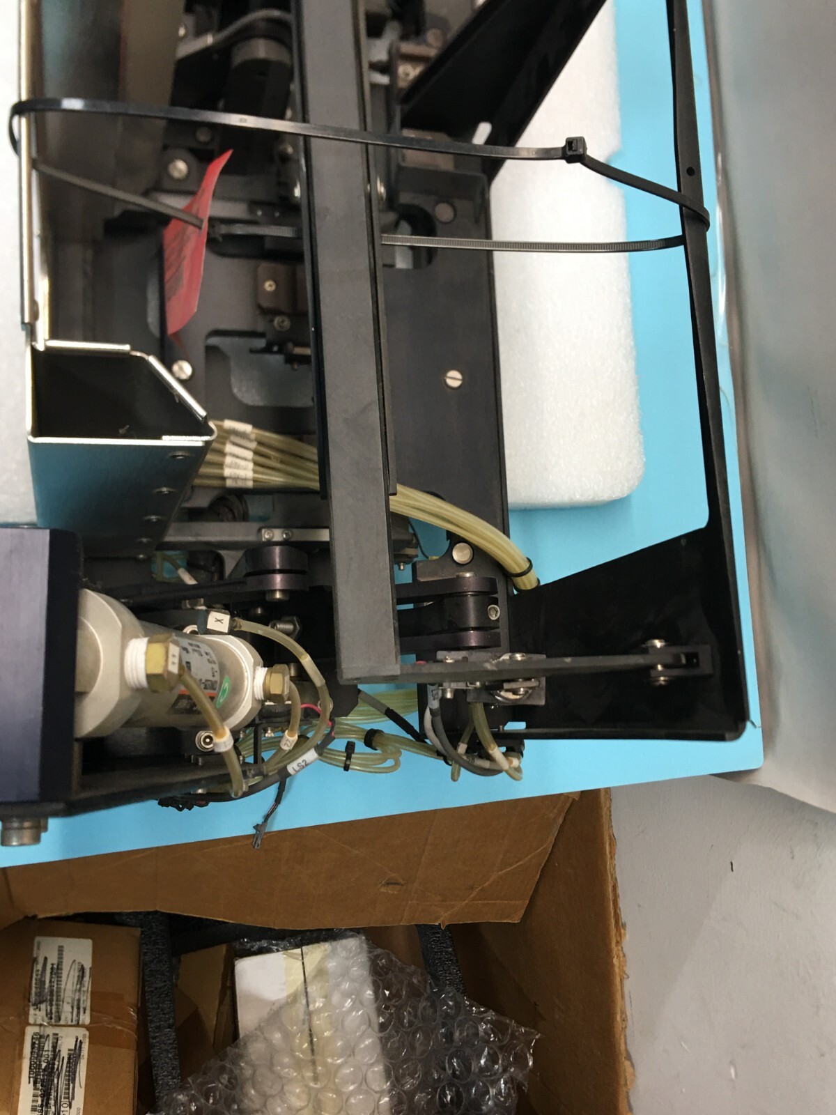 P5000 Top AMAT 0010-76739 P5000 ERGO CASSETTE HANDLER TOP 8