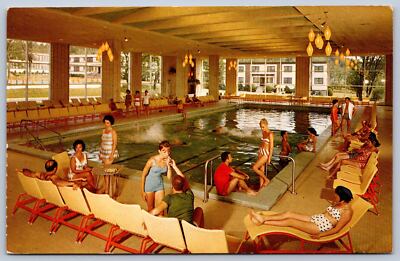 K18/ South Fallsburg New York Postcard Chrome The Pines Interior  400