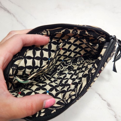 Vera Bradley Barcelona Black White Floral Print Wristlet Clutch Purse Bag - Picture 5 of 7