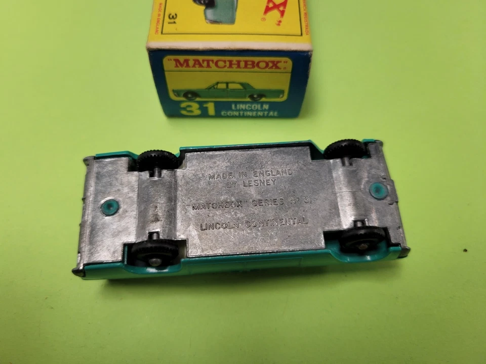 Caja de cerillas B11 1:64 3 pulgadas Lesney 31 Lincoln Continental como nueva verde sin usar, en caja Foto 3 de 3