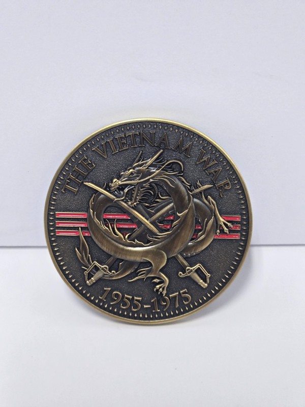Commerative Medallion Honoring Those Who Served In Viet Nam with Plastic Case