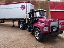 HUGE  TRAILER TRUCK FIRST GEAR COLLECTOR CLUB # 1 DUAL TANDEMS 18 WHEELER  METAL