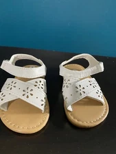 whites girls sandals size 5 dolgen
