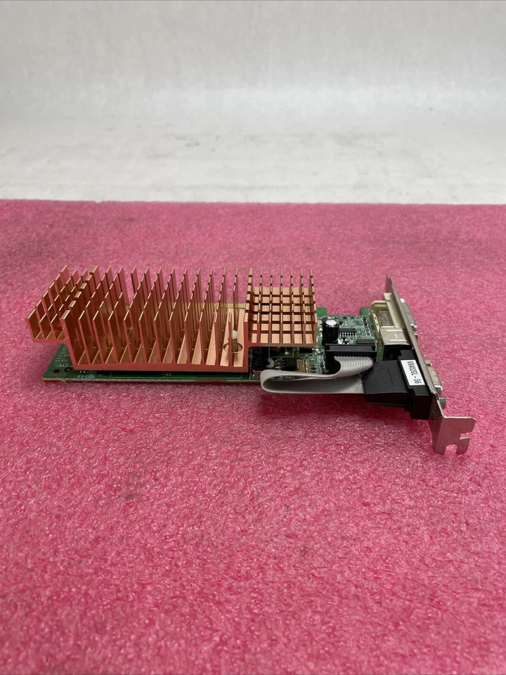 Nvidia 8400GS 512MB DDR2 BS40R PCIe Graphics Card - Image 3 of 4