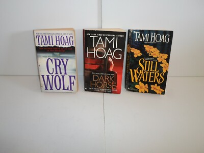 Lot of 3 Tami Hoag Books *Cry Wolf / Dark Horse & Still Waters* Suspense Romance