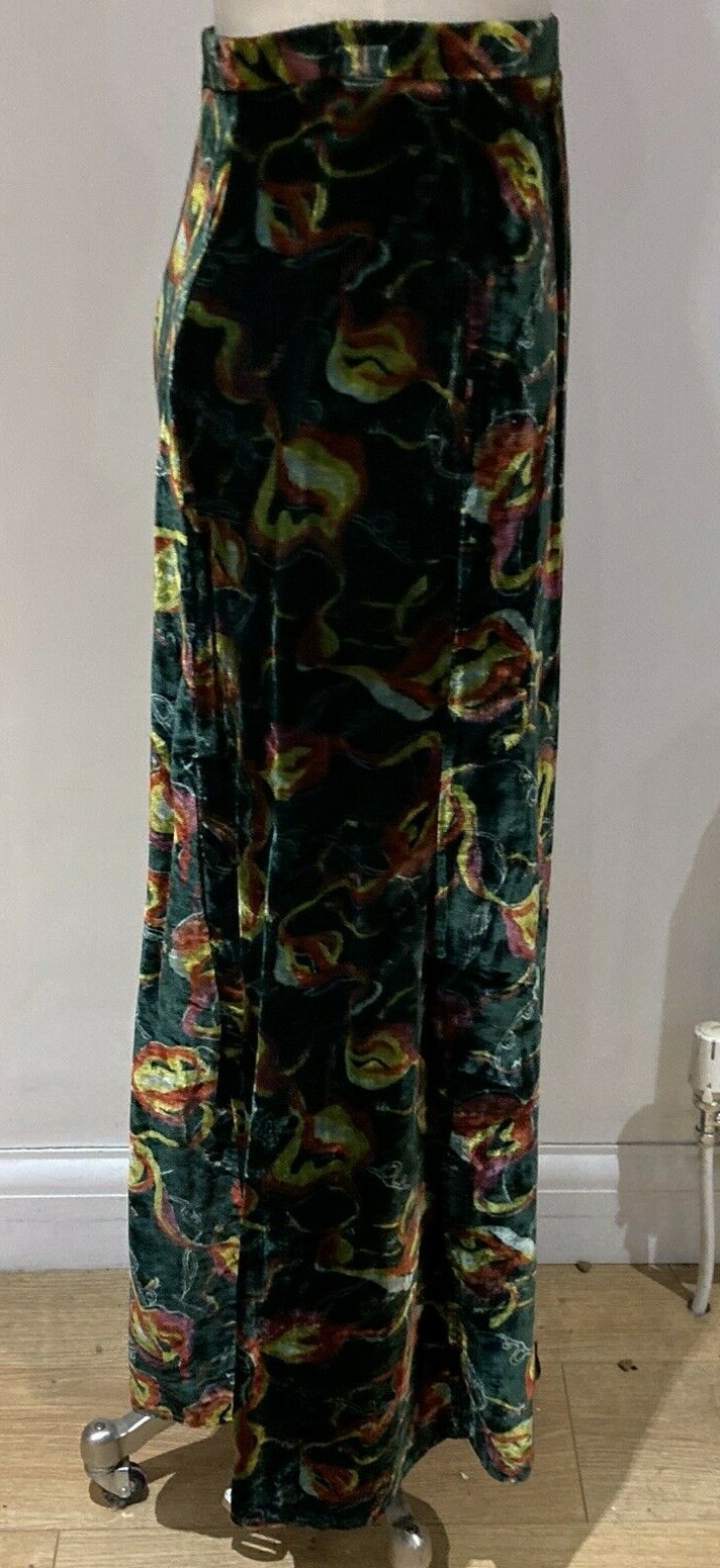 RARE VINTAGE 1960s/70s TRAVERS TEMPOS LONDON LONG VELVET SKIRT 4