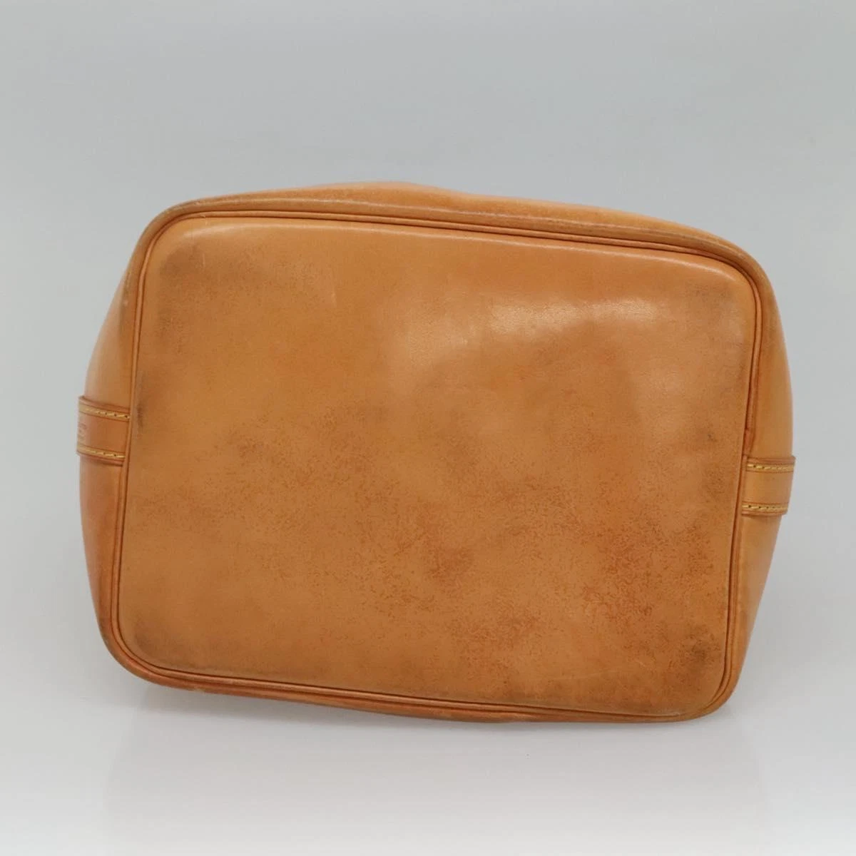 LOUIS VUITTON（LV） Borsa a tracolla Louis Vuitton Nomad in pelle Petit Noe beige M85003 LV originale KD147