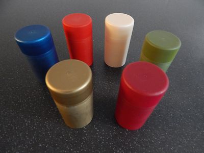 Novatwist Verschlüsse zum Verschließen von Weinflaschen mit Schraubverschluss. Multipackgrößen.