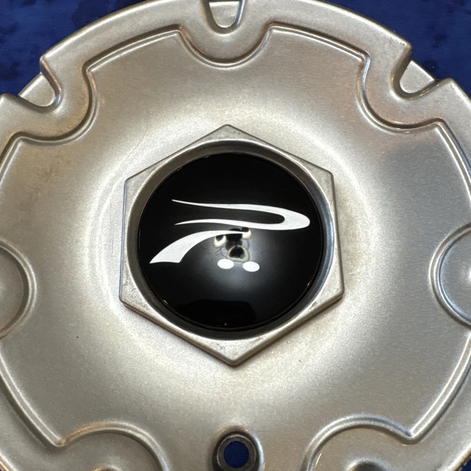 Tapa central de rueda personalizada plateada Platinum Wheels # A89-9401S / 730S03 / 730C01 (1) Foto 2 de 4