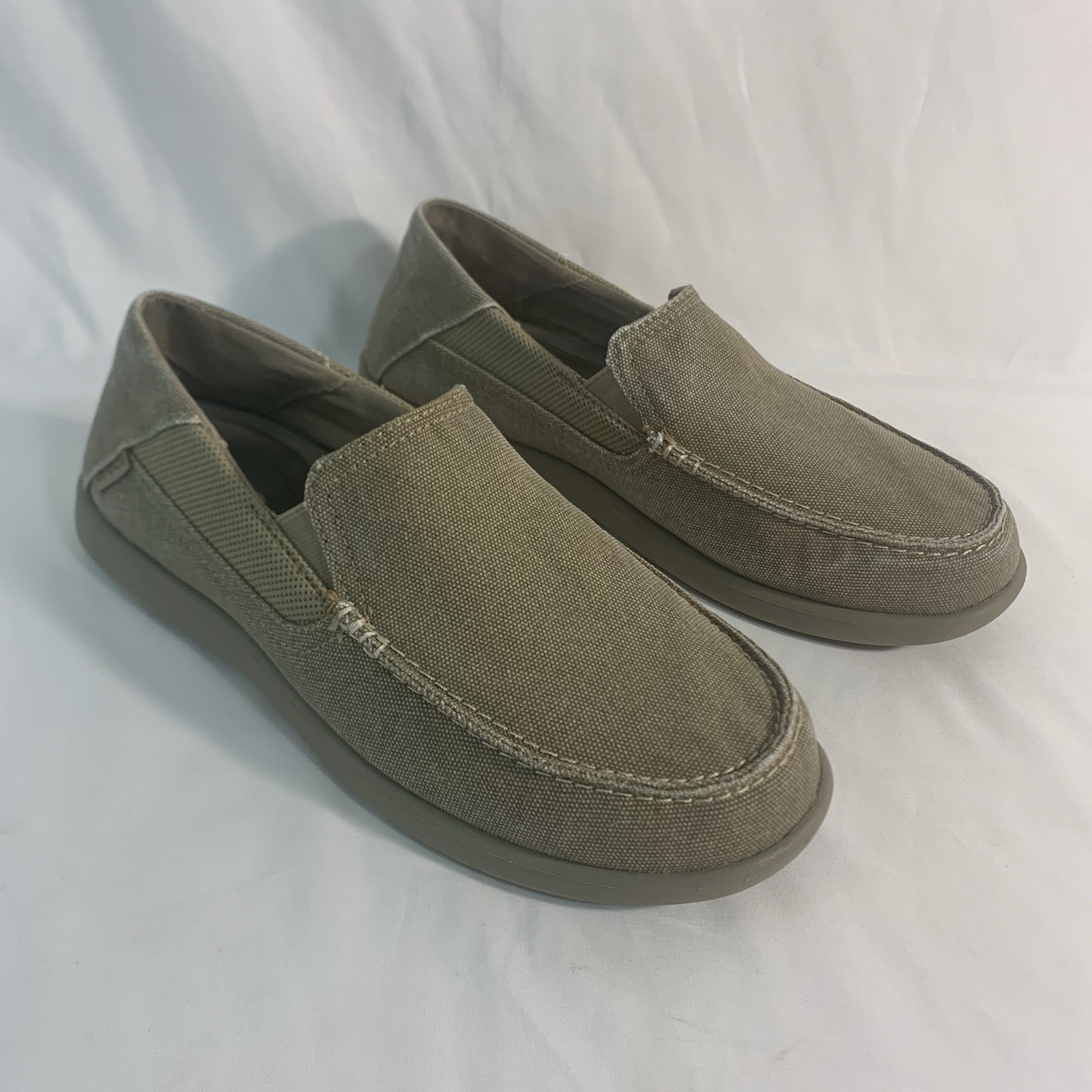 Crocs Men’s Santa Cruz Slip-On Beige Tan Loafers Casual Shoes Size 9M Comfort