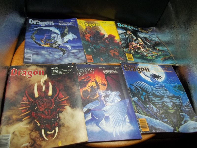 Lot of 8 Dragon Magazines #110-119 missing #110, 113, Dungeons and Dragons