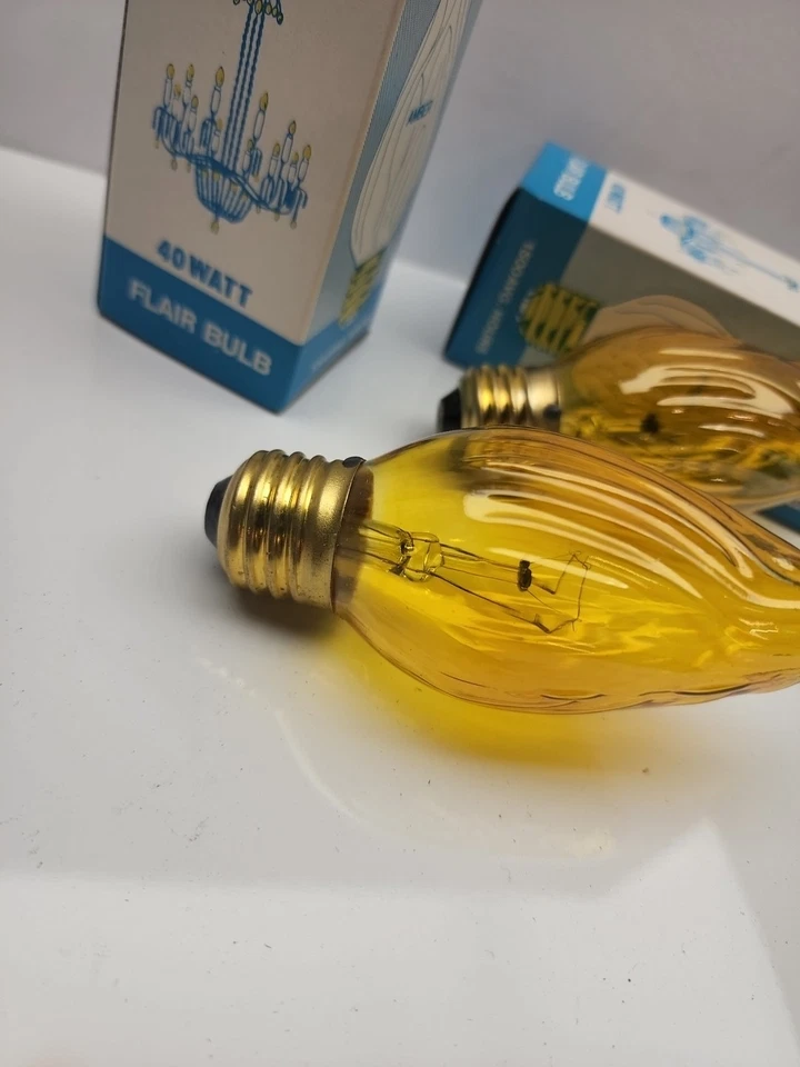 2x Flair Bulb 40F15A / AM 40W Chandelier Bulb, Standard Base, Amber 6106/6 1 👍 - Image 4 of 4