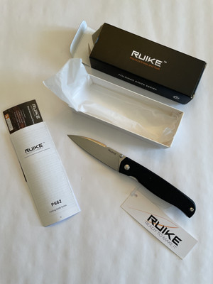 Ruike Model P662-B (Black) Folding Knife Thumb Stud Open Pocket Clip