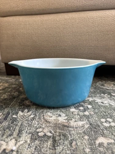 VINTAGE MID-CENTURY PYREX SOLID TURQUOISE OVENWARE CASSEROLE DISH #474-B