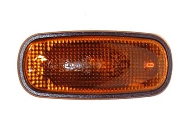Defender Land Rover Discovery2 Freelander1 Side Repeater Assembly AmberXGB000030