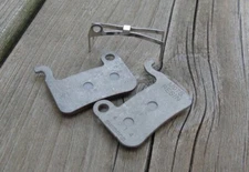 *No Import Fees* Nos Shimano XT,Saint D/Brake Pads,M07S Resin,1 Set W/Spring,New