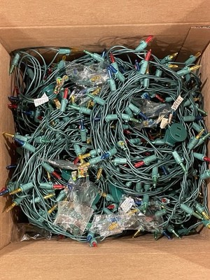 Christmas String Light Lot Several Hundred Colored Tested 12X12x12 Full Box (1)