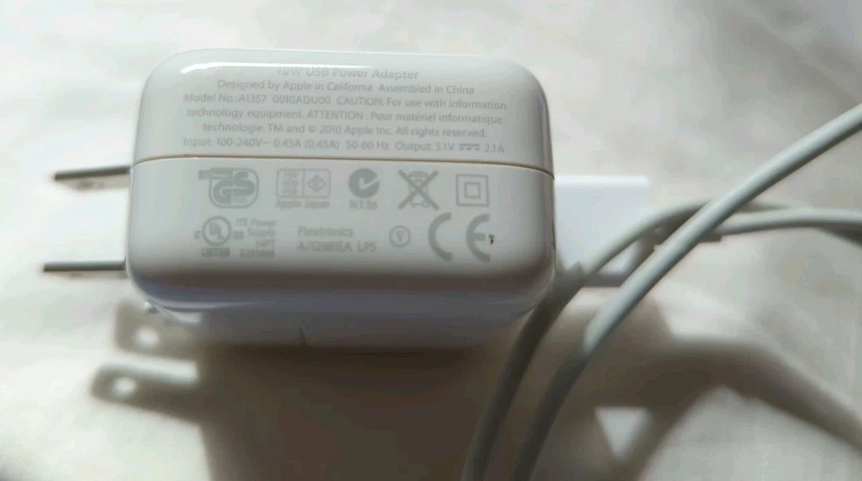 OEM Genuine Original Apple iPad 10W/12W USB Wall Charger ADAPTER A1357 + Cord - Image 4 of 4