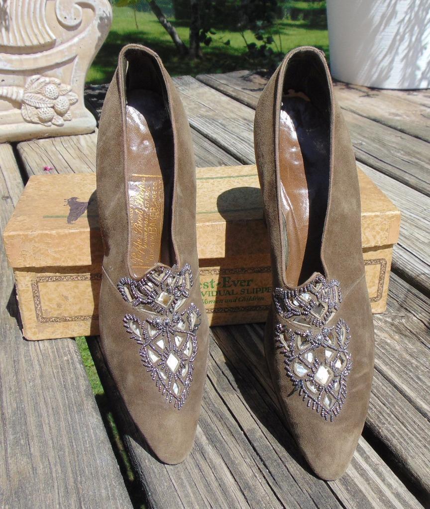 Edwardian Gray Suede Steel beads Fancy Shoes W box 7ish Edwardian Gray Suede Steel beads Fancy Shoes W box 7ish