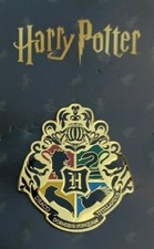 OFFICIAL HARRY POTTER HOGWARTS PIN BADGE By EAGLEMOSS BRAND NEW