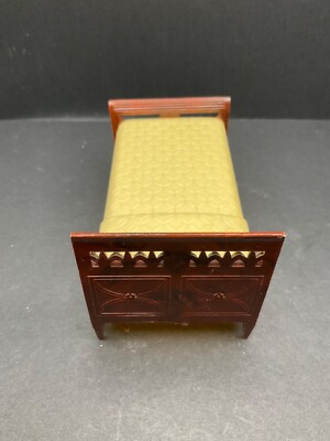 Vtg Renwal B81 Plastic Dollhouse Furniture Bedroom Bed Brown w Cream Bedspread