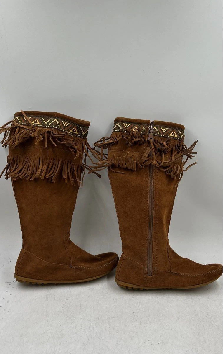 Minnetonka Men's Classic Fringe Moccasin Boot 12 Softsole in Brown