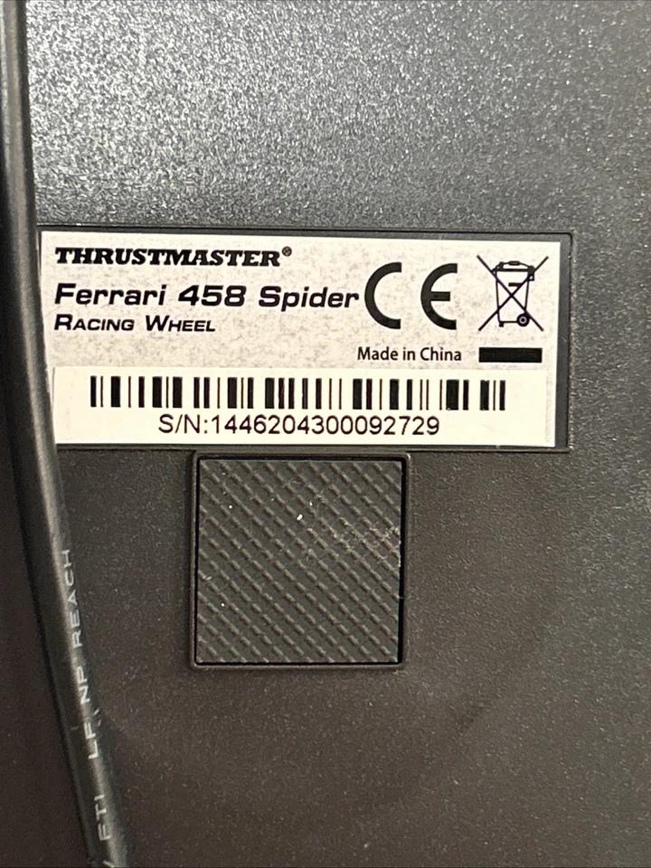 Thrustmaster Ferrari 458 Spider Racing Steering Wheel and Pedals for Xbox One - Image 2 of 4