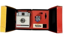 Kodak Brownie Fiesta R4 Camera Outfit in Original Box - Untested