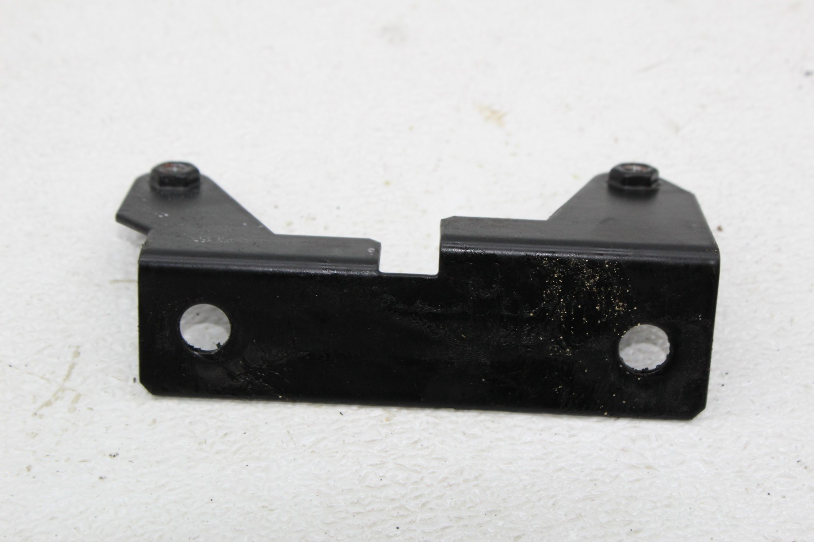99-01 FERRARI 456 M RIGHT PASSENGER DOOR MOUNT BRACKET