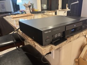 Toshiba SD-2300 NUON Video Game Console & DVD Player . Working Atari jaguar rare