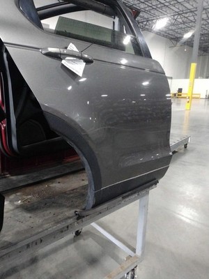 Used Rear Right Door Assembly Rear Side fits: 2016 Land rover Discovery sport Re
