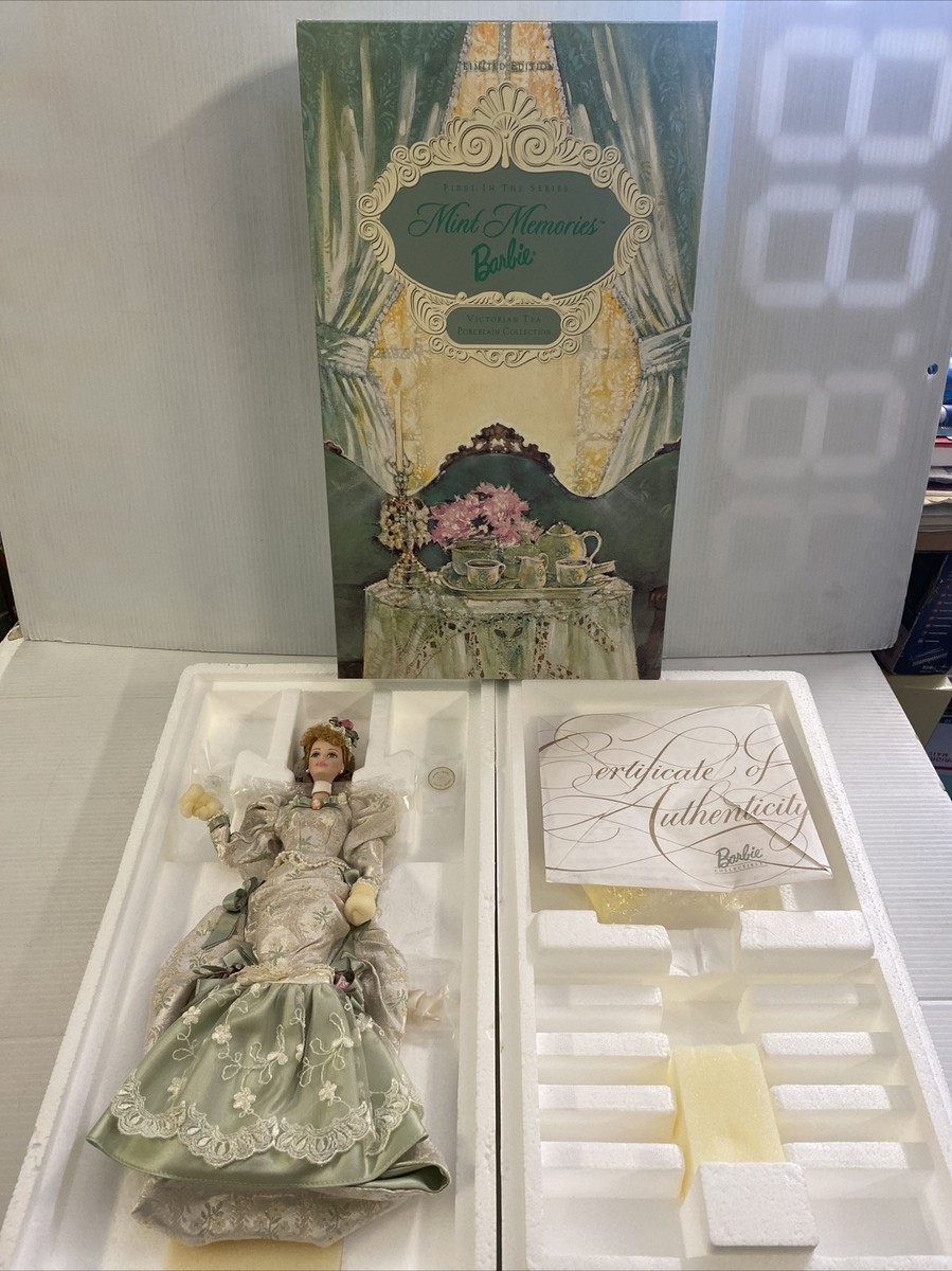 希少！カールティーメ ドレスデン 125th anniversary プレート Mint Memories Victorian Tea Porcelain Collector Barbie Doll 1998
