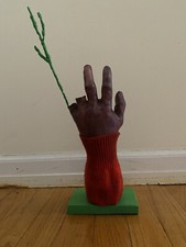 Freddy Krueger Hand Display Sweater Bust Glove Jason Leatherface Myers Ghostface