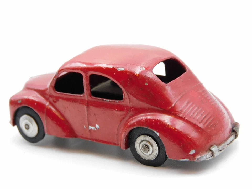 CIJ Europarc Renault 4CV mecanique 1/43 vintage die cast 3/48 model car wind up - Immagine 2 di 4