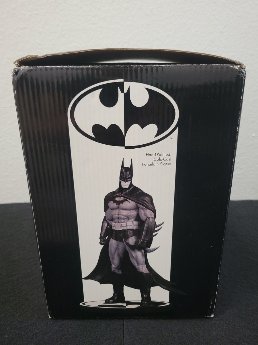 DC Direct Batman Arkham Asylum Black and White Statue Dave DC Direct Batman Arkham Asylum Black and White Statue Dave
