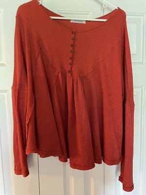 Ces Femme Women s Top M Orange Cute! Boutique