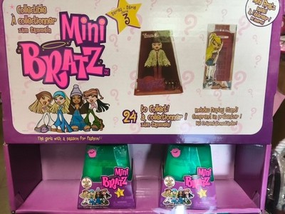 Lot oOf 2 Piece sMGA Mini Bratz Series 3 Collectible Figures, 2 Mini Bratz/Pack