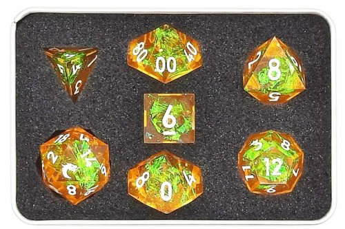 Old School Dice: Sharp Edged 7-Piece Dice Set - Lemon Tree - Picture 2 of 3