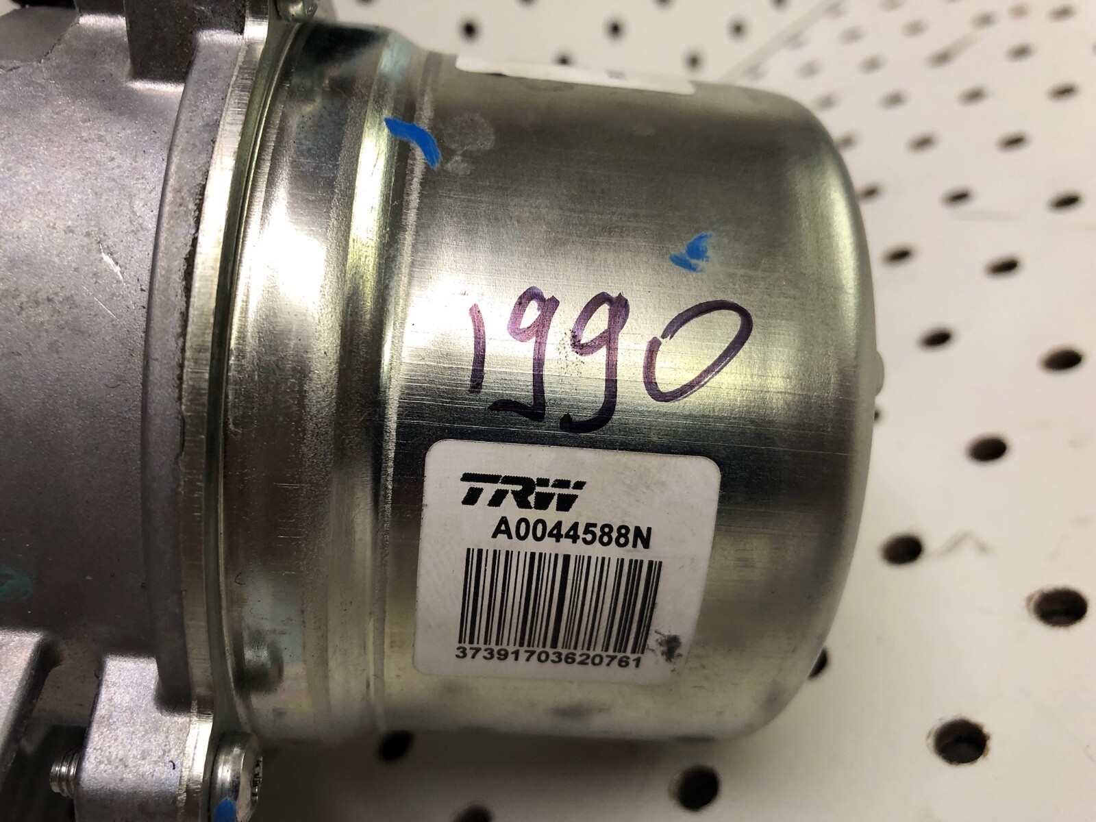 2017-2022 JEEP COMPASS POWER STEERING COLUMN MOTOR OEM A0044588N  