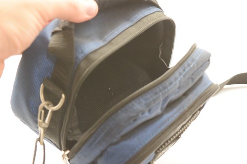 Genuine Sony Mavica Soft Camera Bag All Zippers Work - Picture 6 of 6