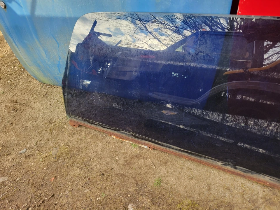 Chevrolet GMC Squarebody K5 Blazer 73-91 puerta trasera ventana riel de vidrio canal bonito Foto 3 de 4